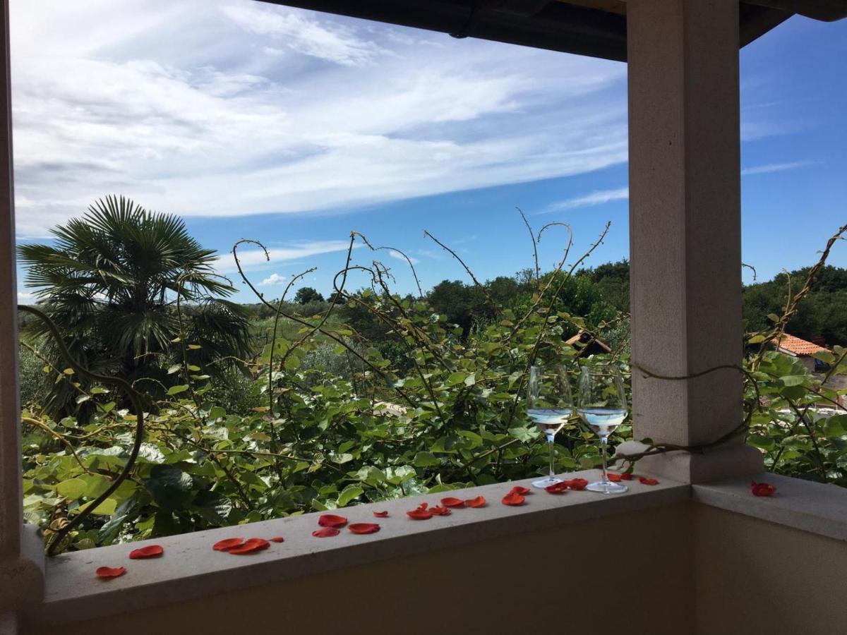 Appartment Hacienda Monica Umag Bagian luar foto